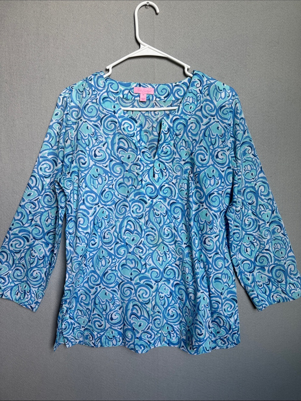 Lilly Pulitzer Amelia Island Tunic Top‎ Cotton Chasing Tail Blue Fish Print Sz M
